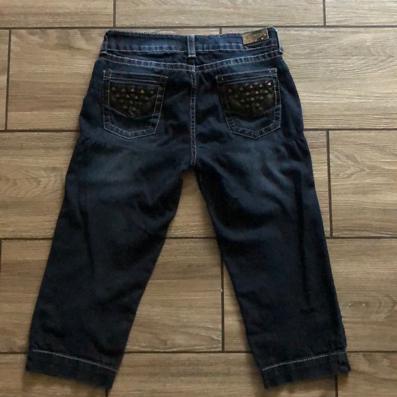 Alterego Capris - Picture 5 of 5